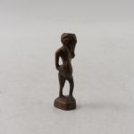 869 2403 FIGURINE